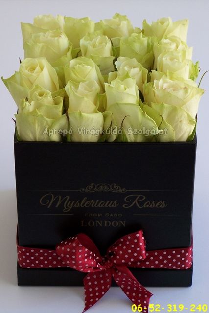 Fehér rózsa box 2. (16 szál) - Apropó Virágbolt Debrecen Fehér rózsa box 2. (16 szál) - Apropó Virágbolt Debrecen